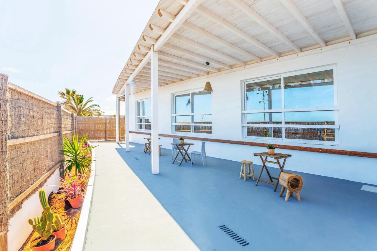Boutique Beach Villa By Lanzarote Retreats - Private Pool - 1 Min Walk To Sea Pool Charco del Palo Esterno foto