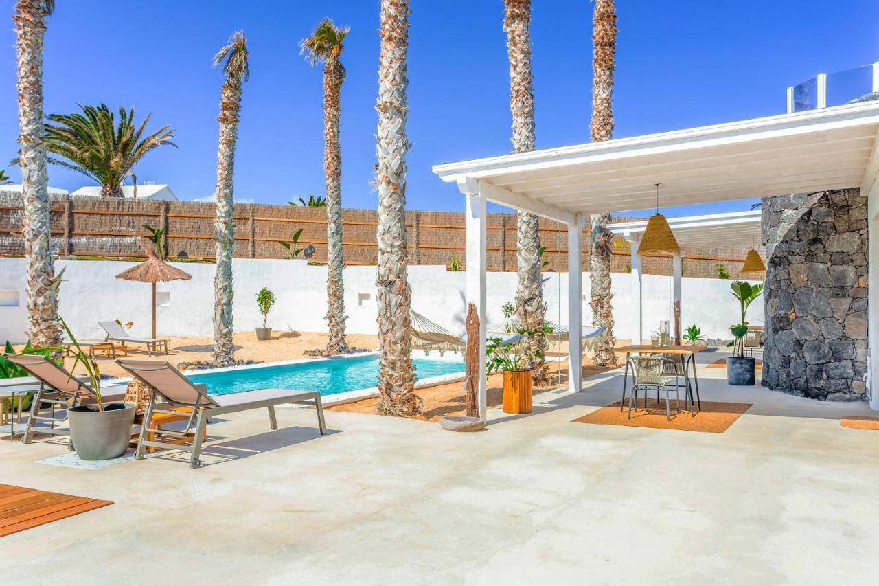 Boutique Beach Villa By Lanzarote Retreats - Private Pool - 1 Min Walk To Sea Pool Charco del Palo Esterno foto