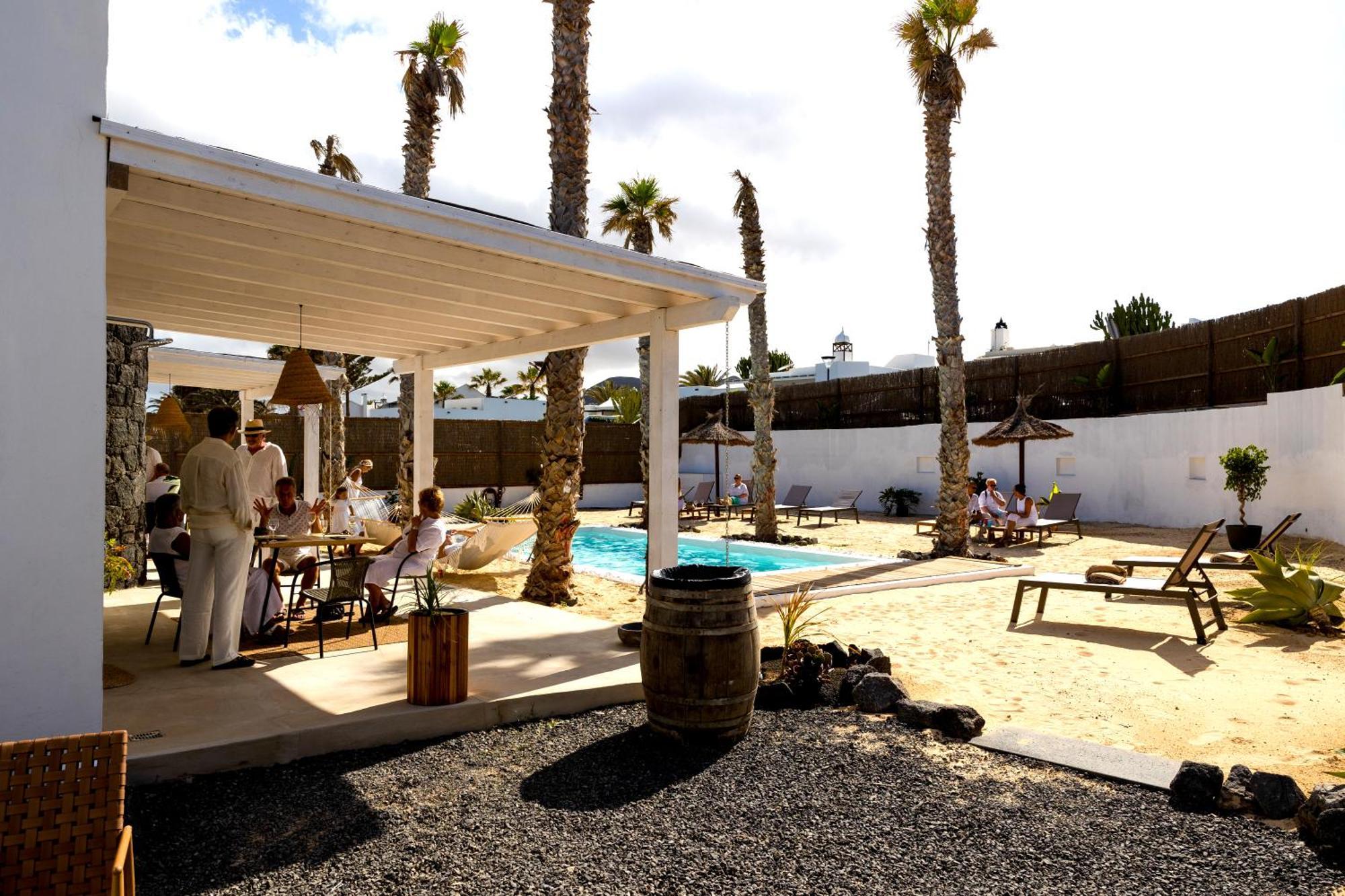 Boutique Beach Villa By Lanzarote Retreats - Private Pool - 1 Min Walk To Sea Pool Charco del Palo Esterno foto